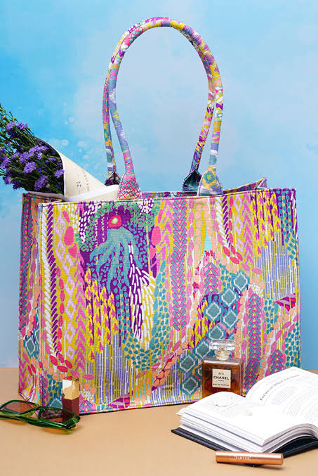 CANVAS PRINTED HANDBAG π