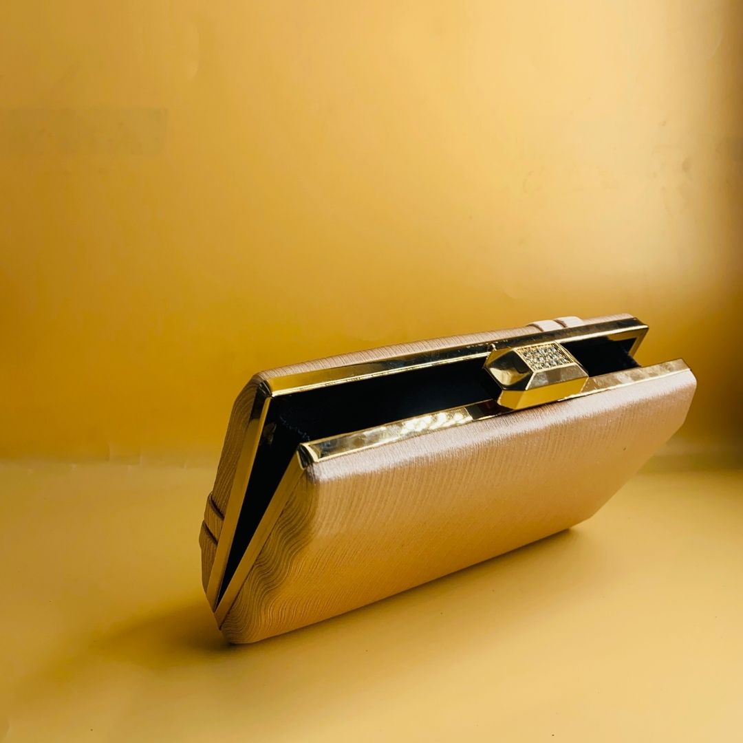 Birdal Clutch