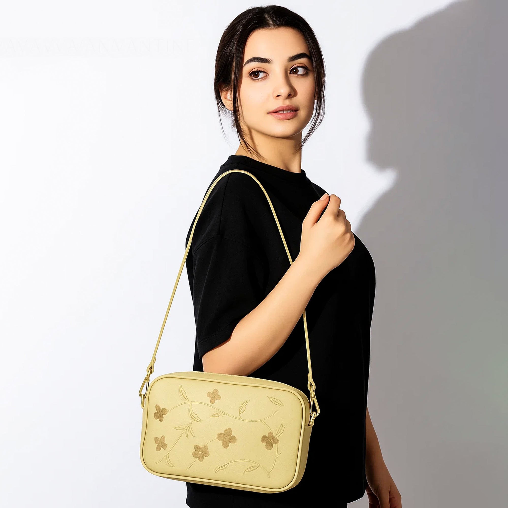 Buy Floral Chic Crossbody Bag in Pakistan