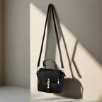 FLAPPY BLACK HANDBAG
