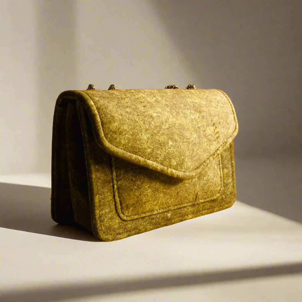 Marbo Crossbody Golden