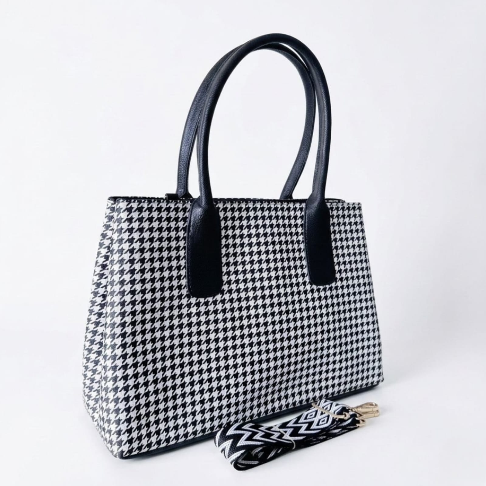 Fizzy Checkered Double Dompartments White & Black