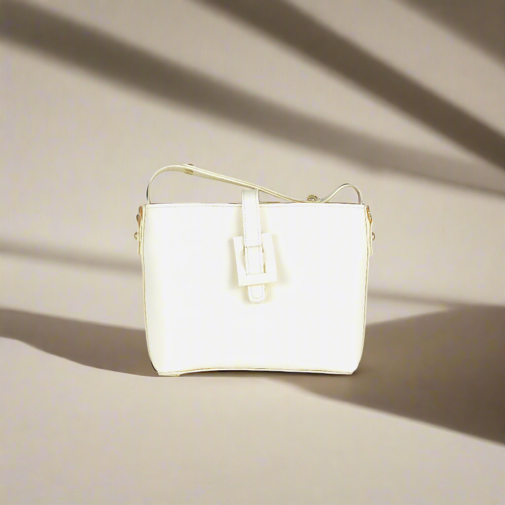 SANDY WHITE HANDBAG