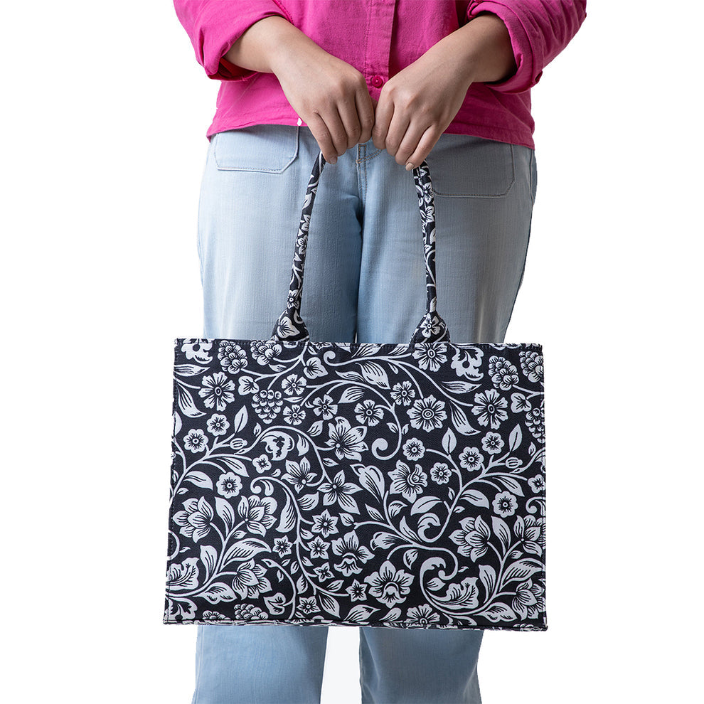 FLORAL BLACK/WHITE HANDBAG
