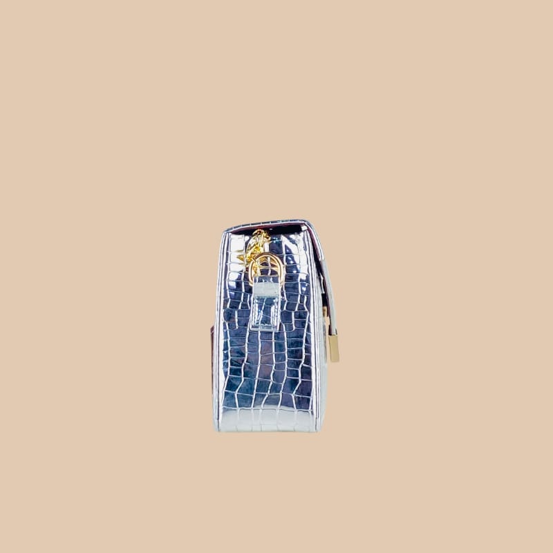 VEE CROSSBODY SILVER