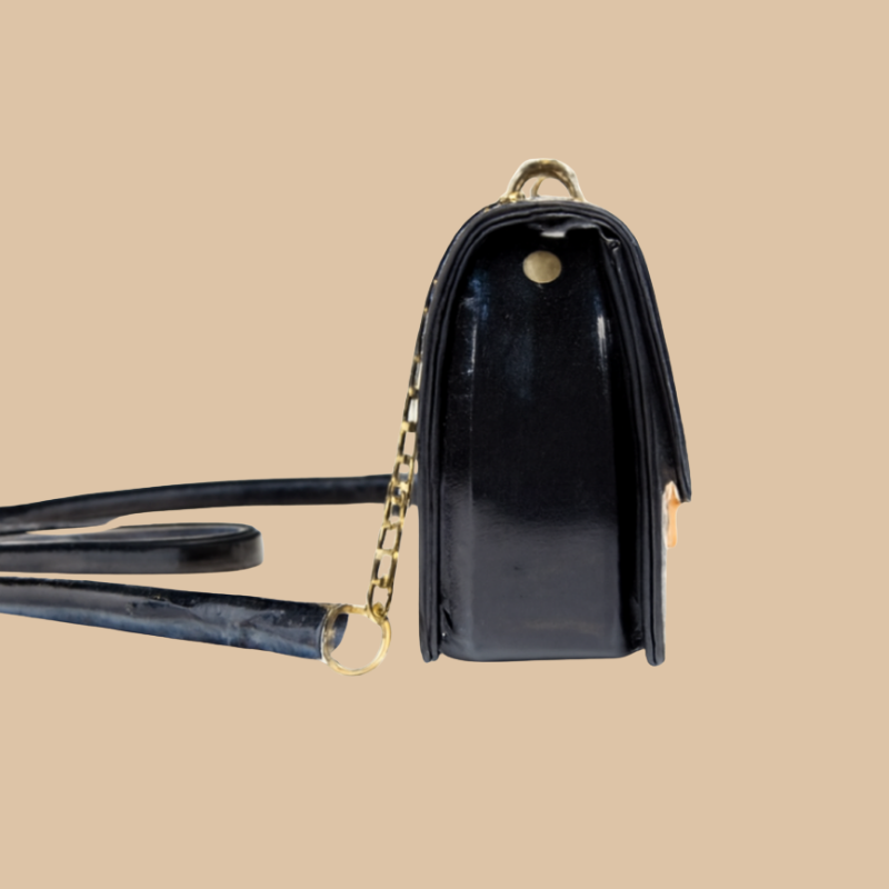Classic Crossbody Black