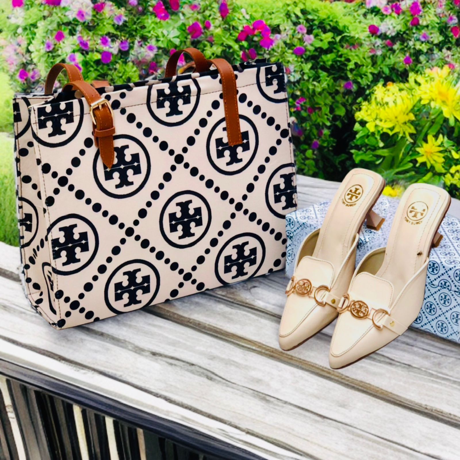 Fawn Tory Burch heels + Large Tote bag