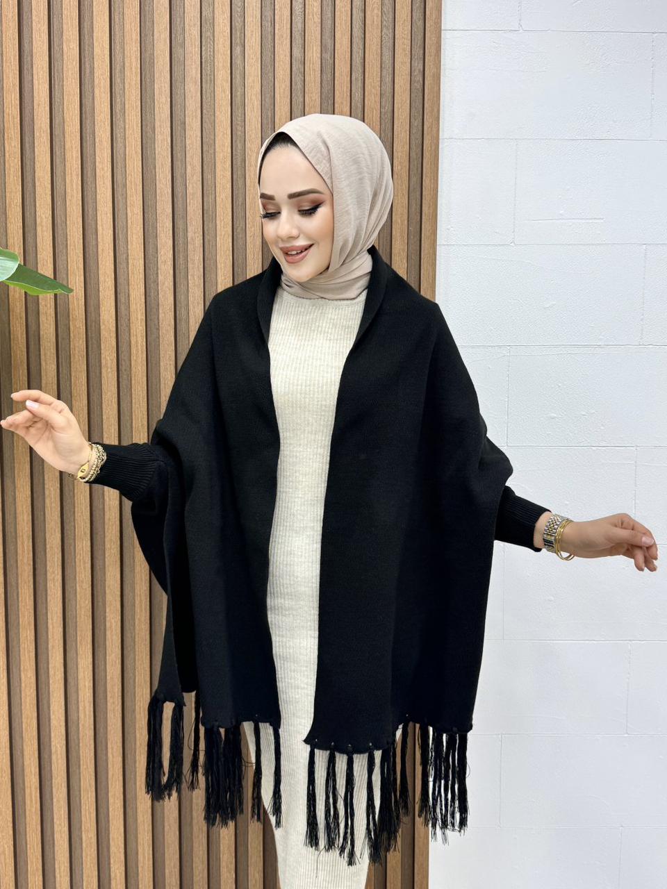 Black ChicCozy Winter Shawl